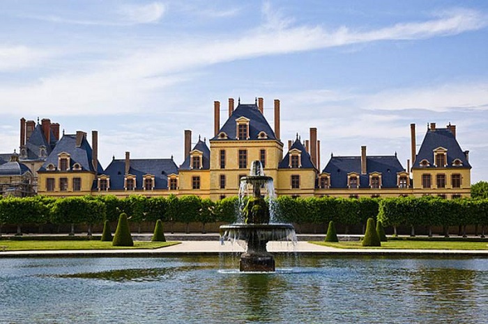 法國(guó)公司注冊(cè)費(fèi)用是多少錢？注冊(cè)法國(guó)公司的條件及要求有哪些？