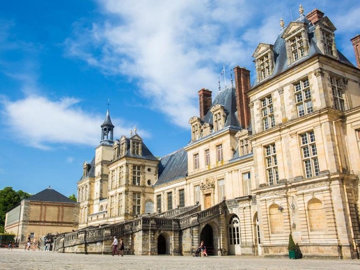  在法國(guó)注冊(cè)一家公司相關(guān)費(fèi)用是多少？ 注冊(cè)法國(guó)公司優(yōu)勢(shì)