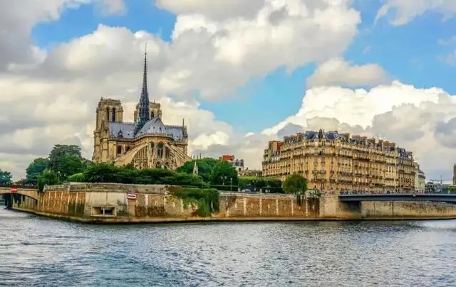 法國(guó)公司注冊(cè)費(fèi)用要多少？注冊(cè)法國(guó)公司的優(yōu)勢(shì)有哪些？