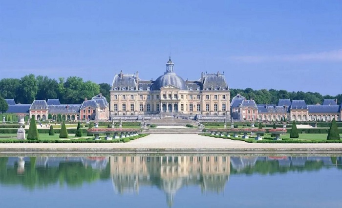 詳述如何注冊(cè)一家法國(guó)公司？有什么優(yōu)勢(shì)？